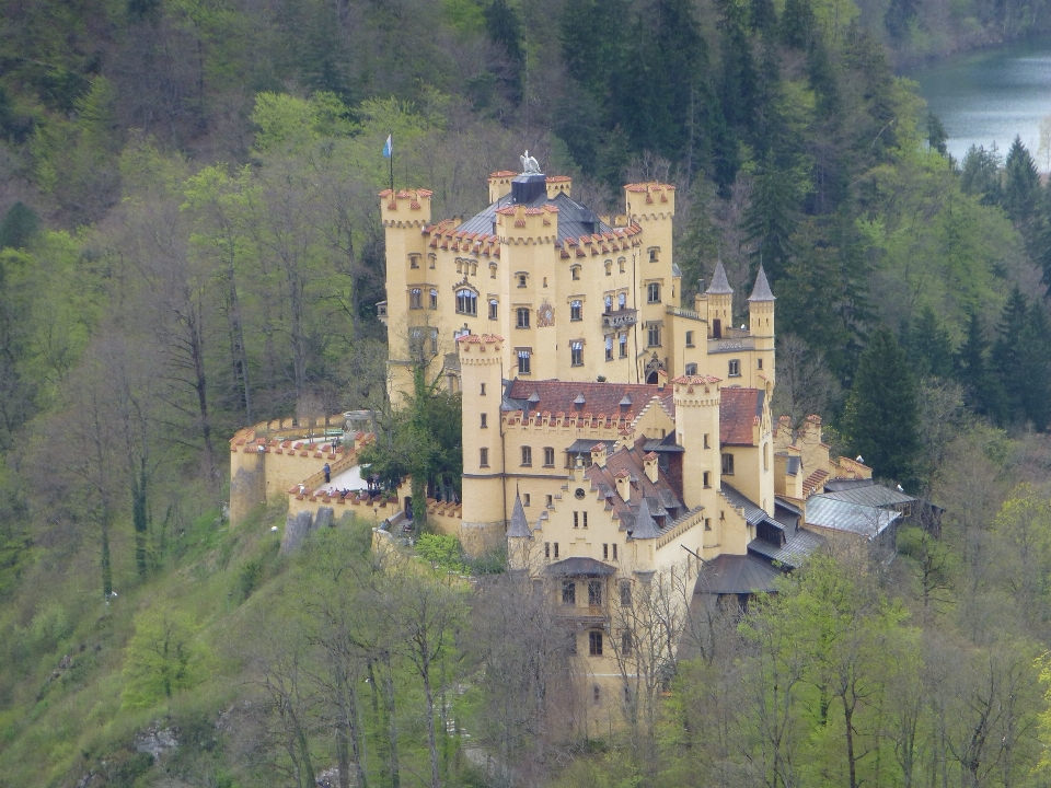 Montagne manoir
 ville bâtiment