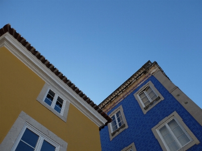 建築 空 家 窓 写真