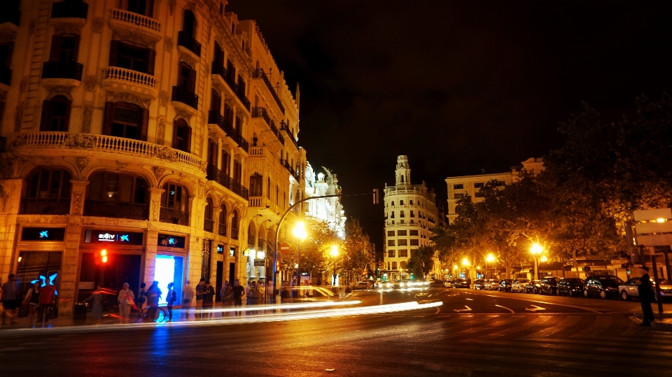 Arquitectura camino calle noche