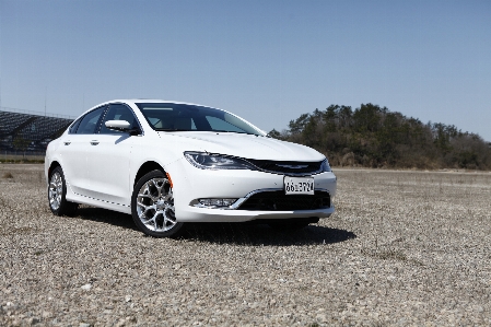 Car vehicle sedan chrysler Photo