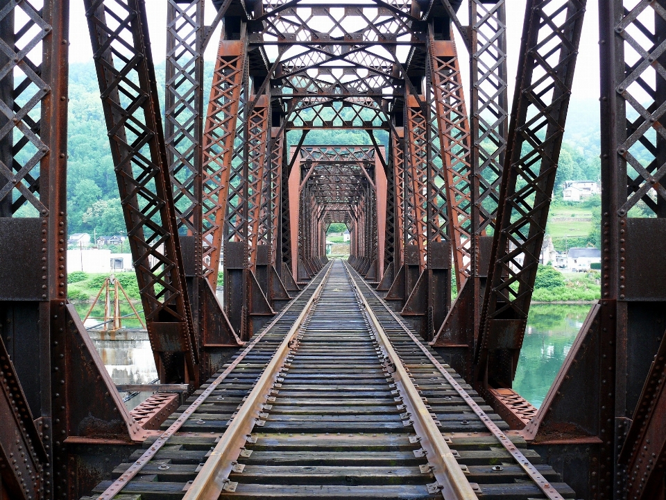 Arquitectura estructura pista puente