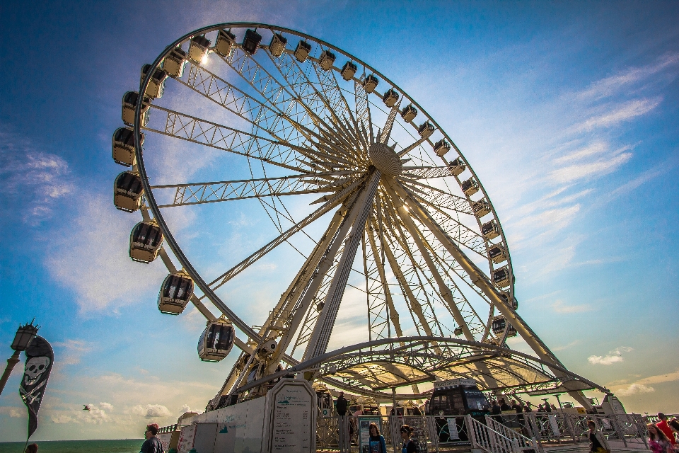 Costa ricreazione ruota panoramica
 parco divertimenti
