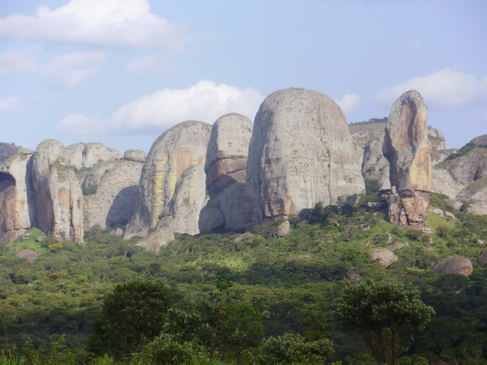 風景 rock 谷 形成