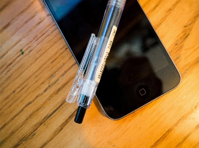 Iphone desk mobile writing Photo