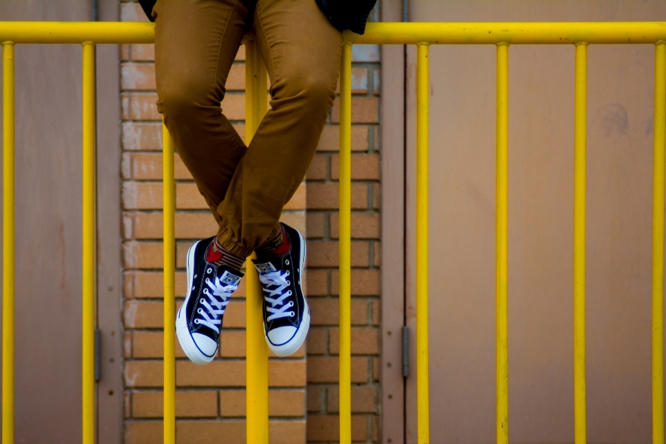 Urban railing color brown