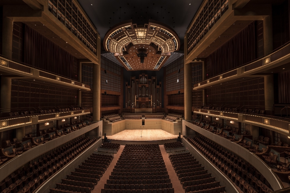 Musik die architektur auditorium
 innere