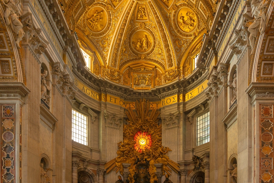 Intérieur fenêtre bâtiment palais