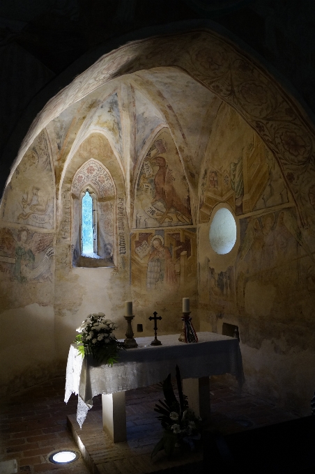 Bâtiment cambre religion église