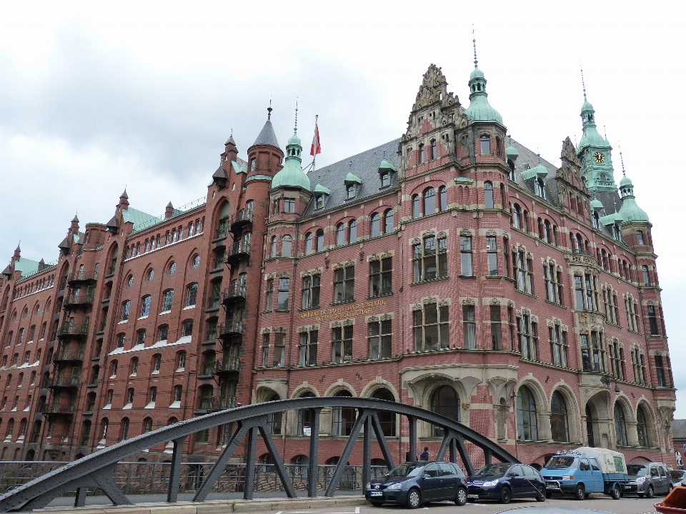 Die architektur brücke stadt gebäude