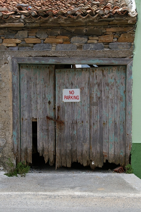 Madeira casa prédio velho