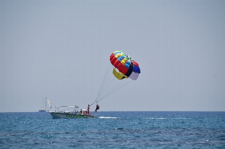 Photo Mer bateau voile sport extrême
