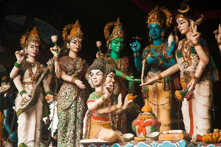 Foto Rakyat patung menari karnaval