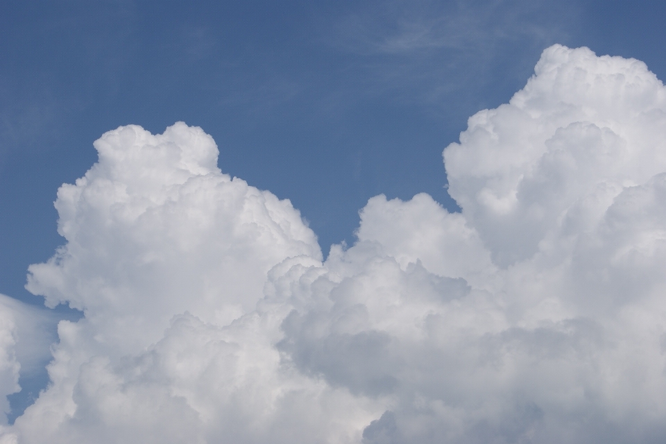 Cloud sky atmosphere daytime