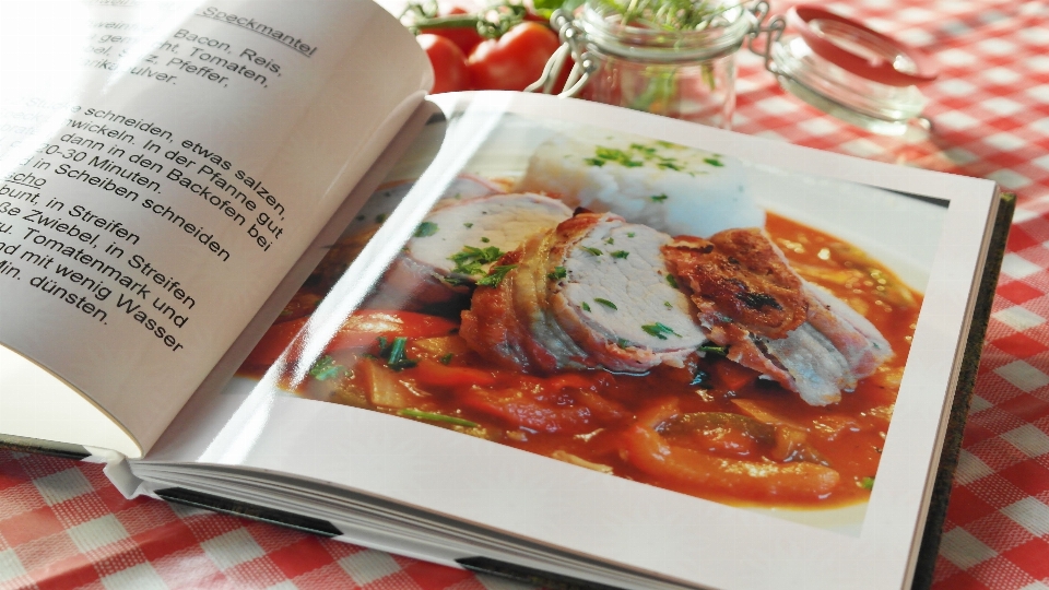 Tangan meja buku restoran