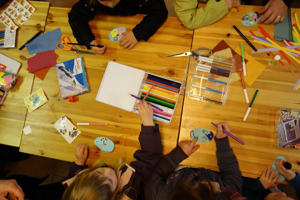 Spielen gelb kunst kinder