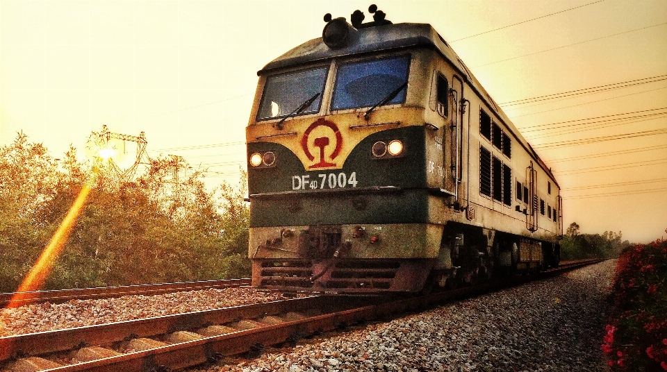 Track sunset rail train