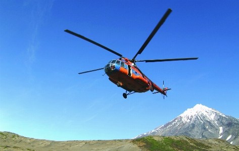 Foto Céu cadeia de montanhas
 aeronave veículo