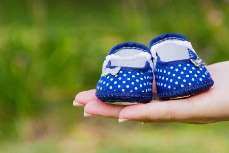 Hand grass shoe pattern Photo