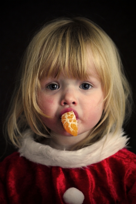 Personne fille cheveux orange