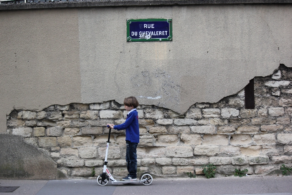 Street skateboard boy paris