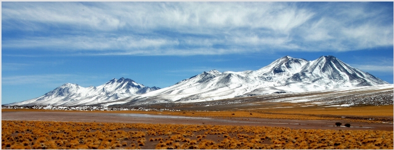 Landscape horizon mountain prairie Photo