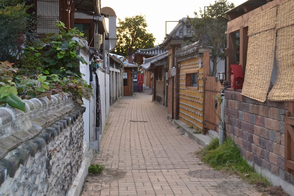 Calçada
 cidade beco passarela