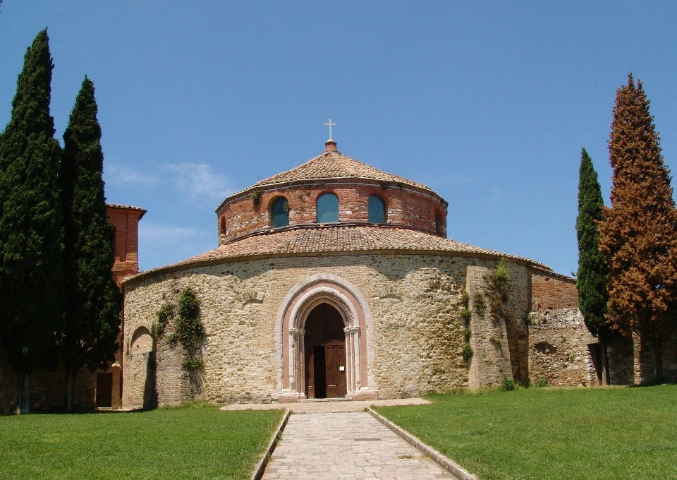 Edificio italia chiesa cappella