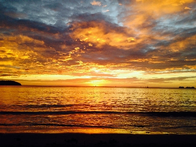 Foto Pantai laut pesisir cakrawala