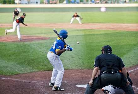 Foto Baseball olahraga bidang permainan