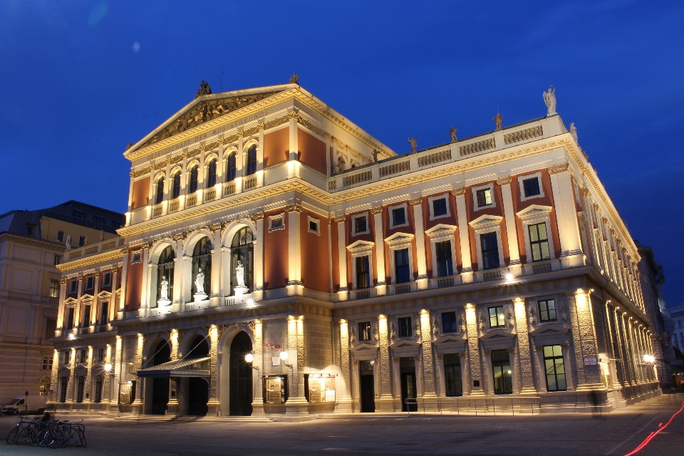 Die architektur sonnenuntergang nacht villa
