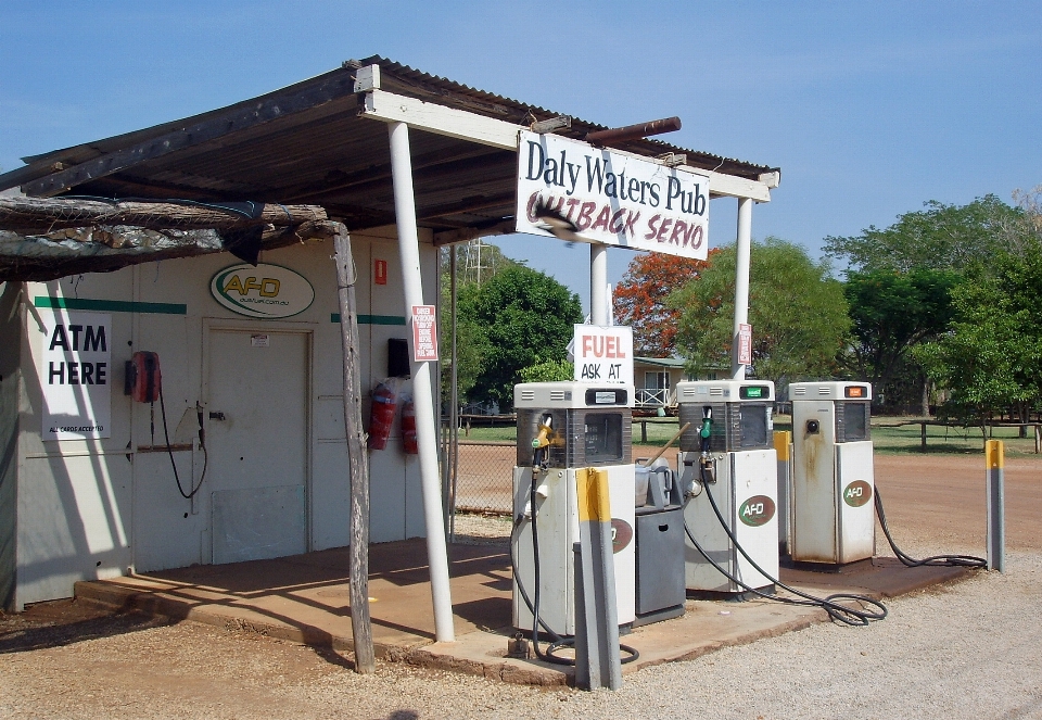 Vehicle australia outback petrol stations