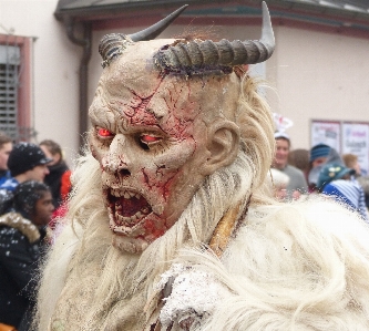 Foto Karnaval pakaian festival menakutkan