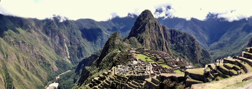 Foto Paisagem região selvagem
 montanha aventura