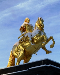 Winter monument statue horse Photo