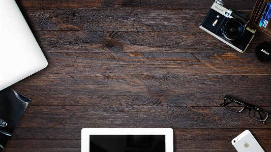 Iphone desk table wood Photo