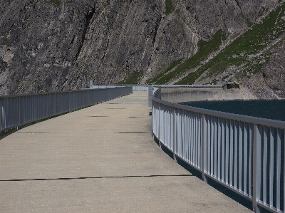 水 道 橋 湖 写真