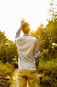 Foto Uomo luce del sole ritratto primavera