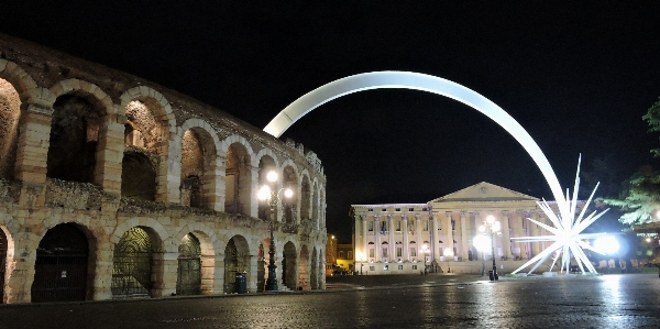 Architecture night monument arch Photo