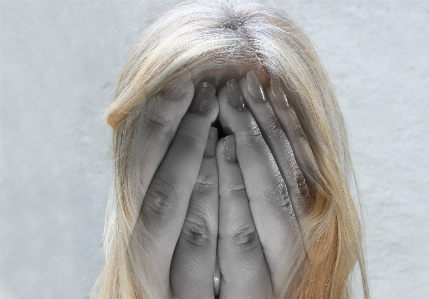 Hand woman hair fur Photo