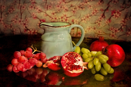 Foto Tanaman buah makanan merah