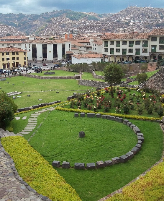 Grama castelo
 palácio parque