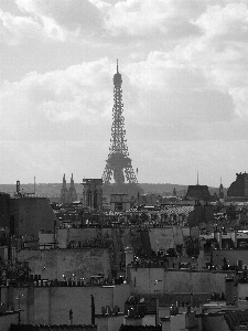 Foto En blanco y negro
 horizonte ciudad torre eiffel