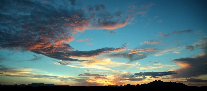 Horizont wolke himmel sonnenaufgang Foto