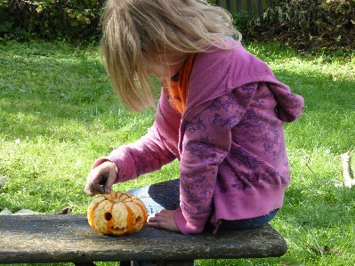 Photo Herbe fille pelouse jouer