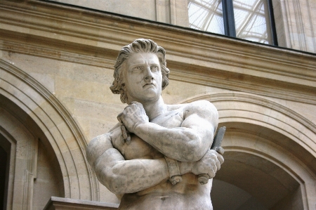 Foto Monumento estátua louvre escultura