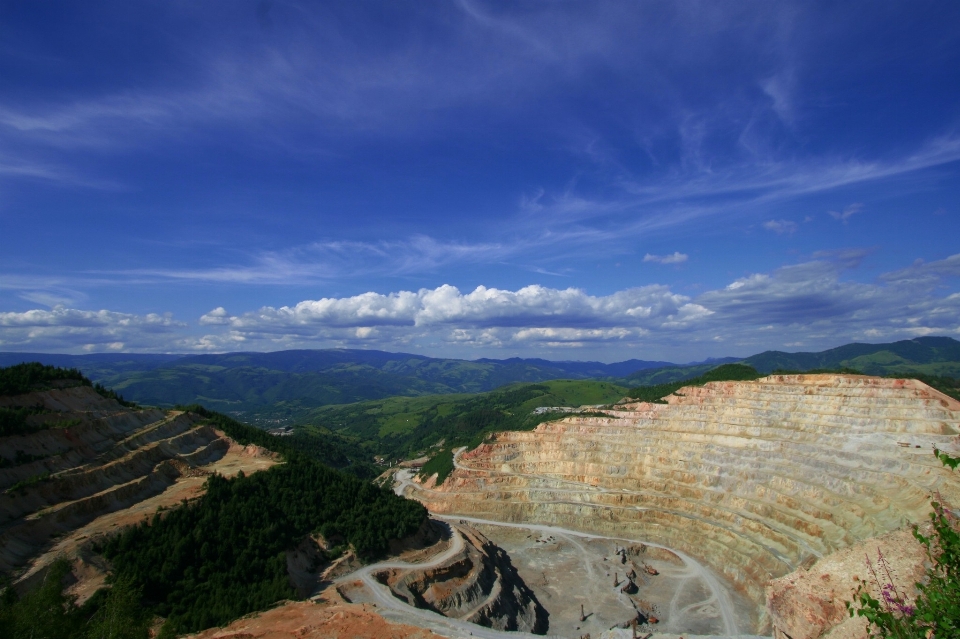 Manzara rock dağ bulut