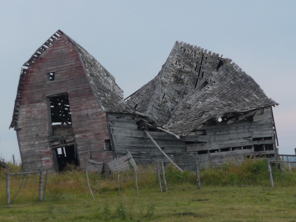 Wood building old barn