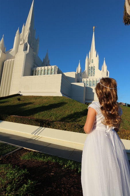 Mädchen urlaub religion wahrzeichen