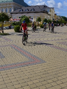 Foto Jalan bulat sepeda gang