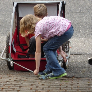 Girl play sidewalk boy Photo